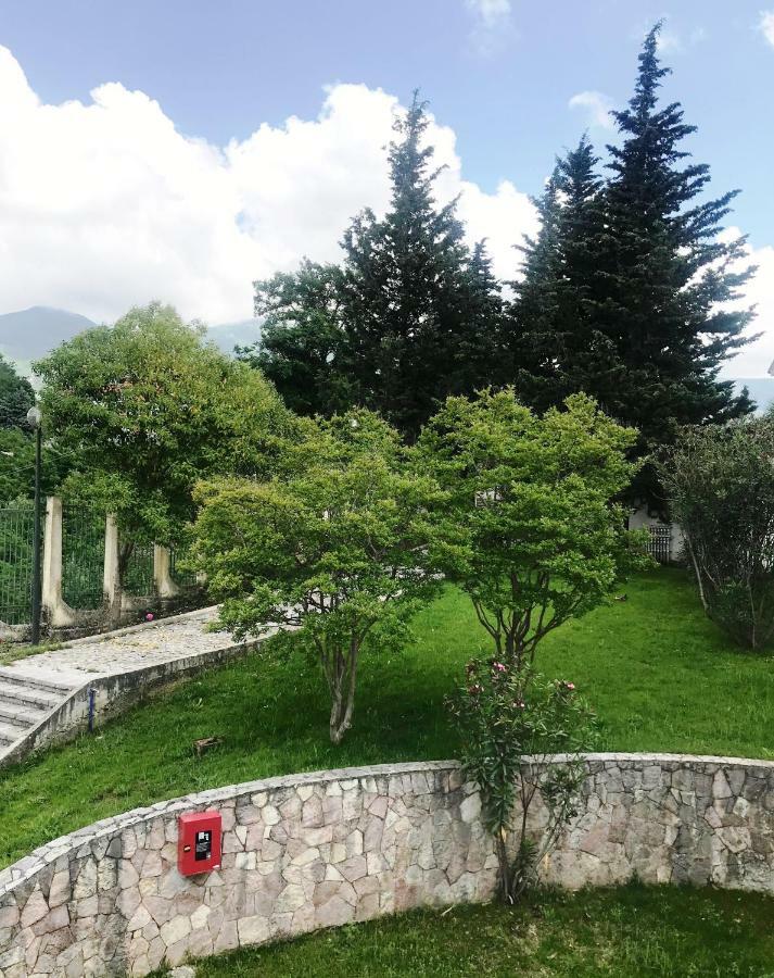Chateau Linza Resort Тирана Экстерьер фото