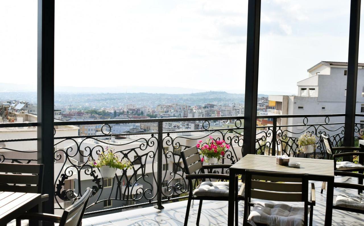 Chateau Linza Resort Тирана Экстерьер фото