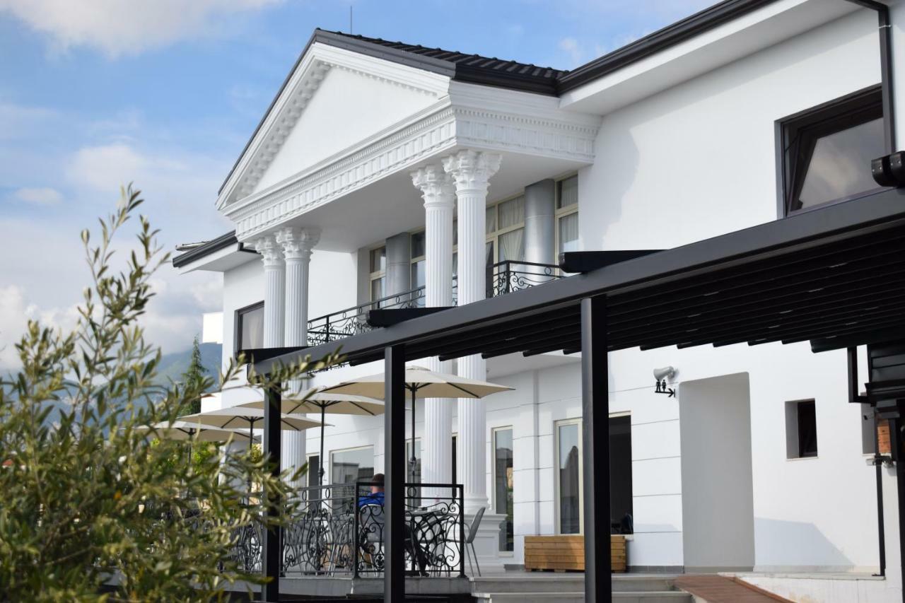 Chateau Linza Resort Тирана Экстерьер фото